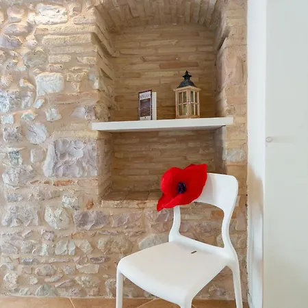 Il Sofa Di Laura * 斯佩洛
